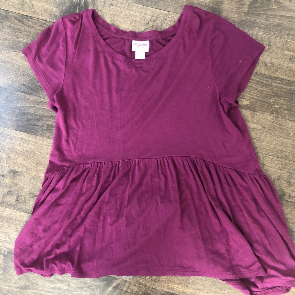 Maroon ruffle tshirt